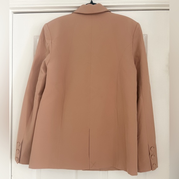 Camila Coelho Morena Blazer in Nude Toffee XXS - Picture 3 of 4